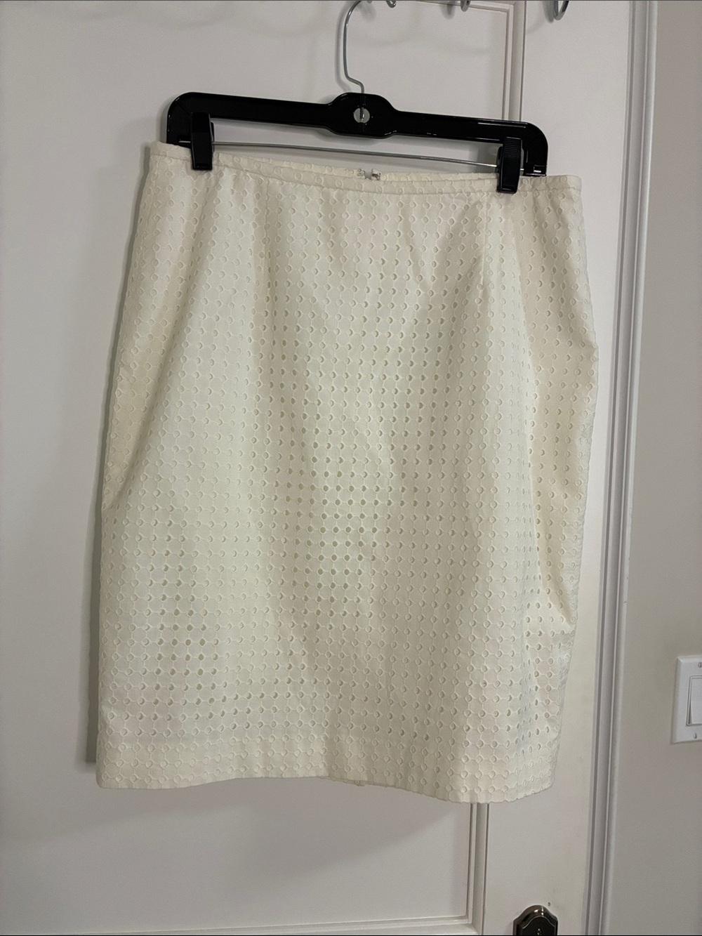 Calvin Klein Off White Cotton Eyelet Lace Pencil Skirt Size 10 👵MT